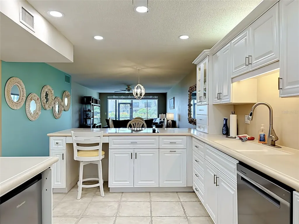 1515 Pelican Point Drive Sarasota FL 34231