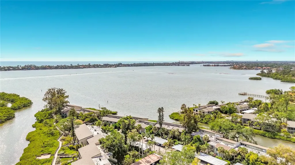 1515 Pelican Point Drive Sarasota FL 34231