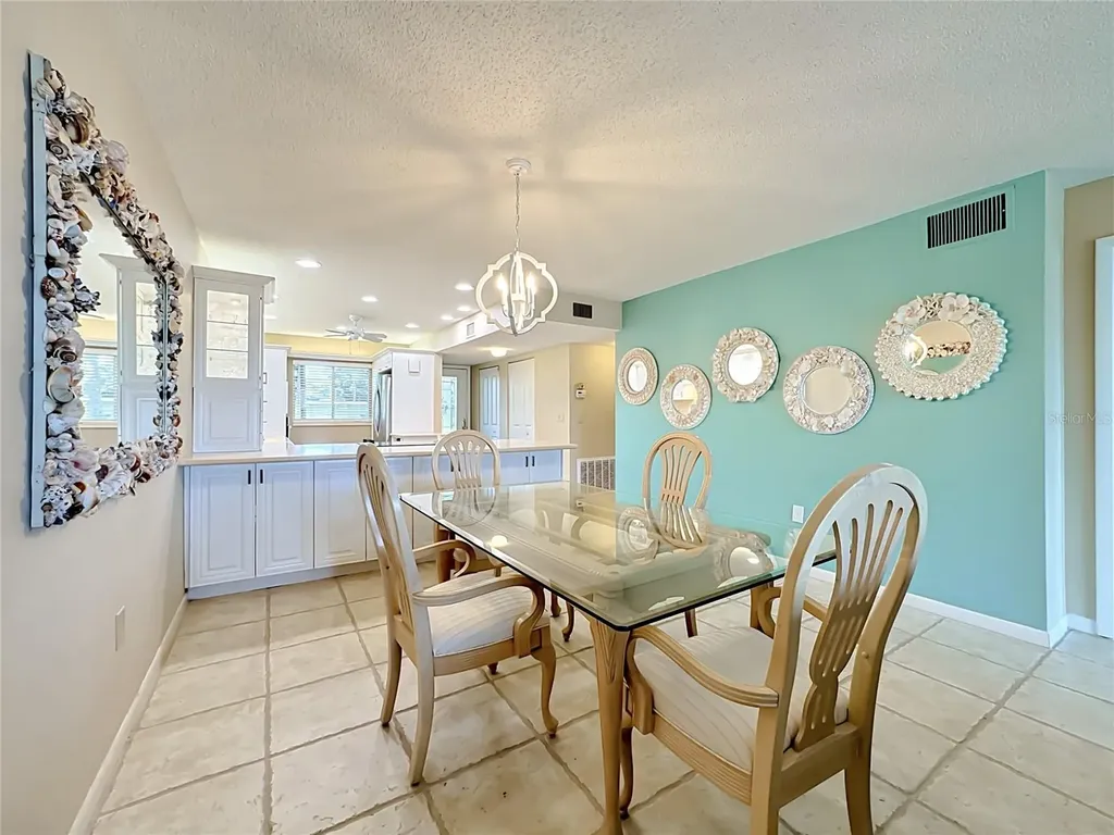 1515 Pelican Point Drive Sarasota FL 34231
