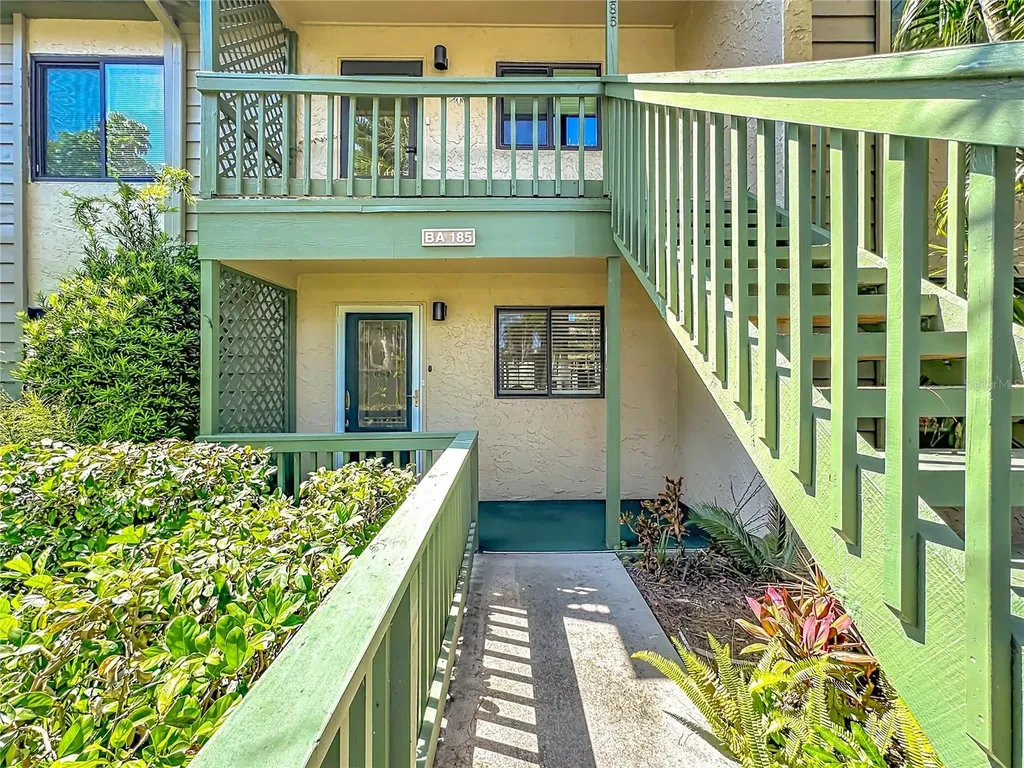 1515 Pelican Point Drive Sarasota FL 34231