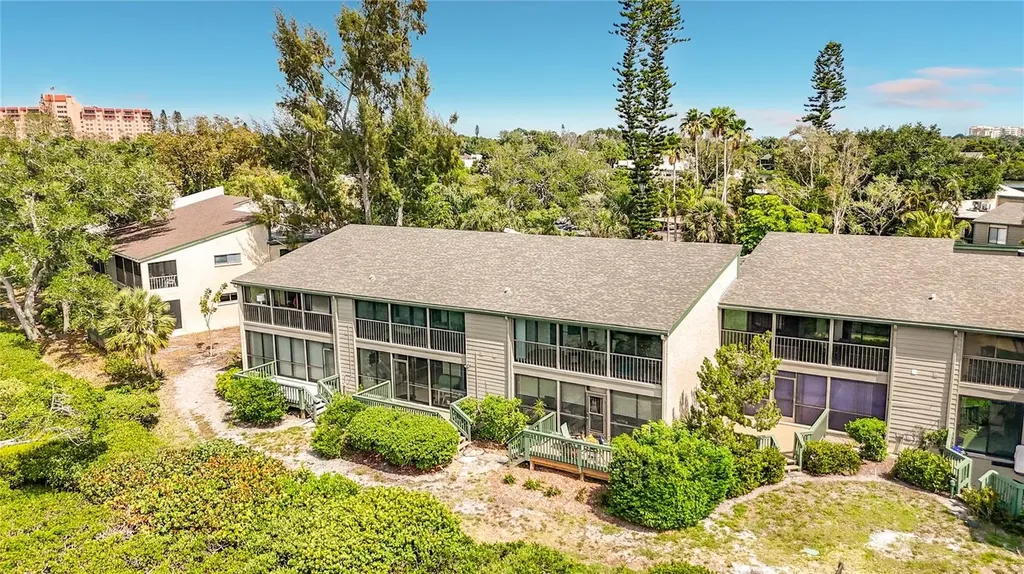 1515 Pelican Point Drive Sarasota FL 34231