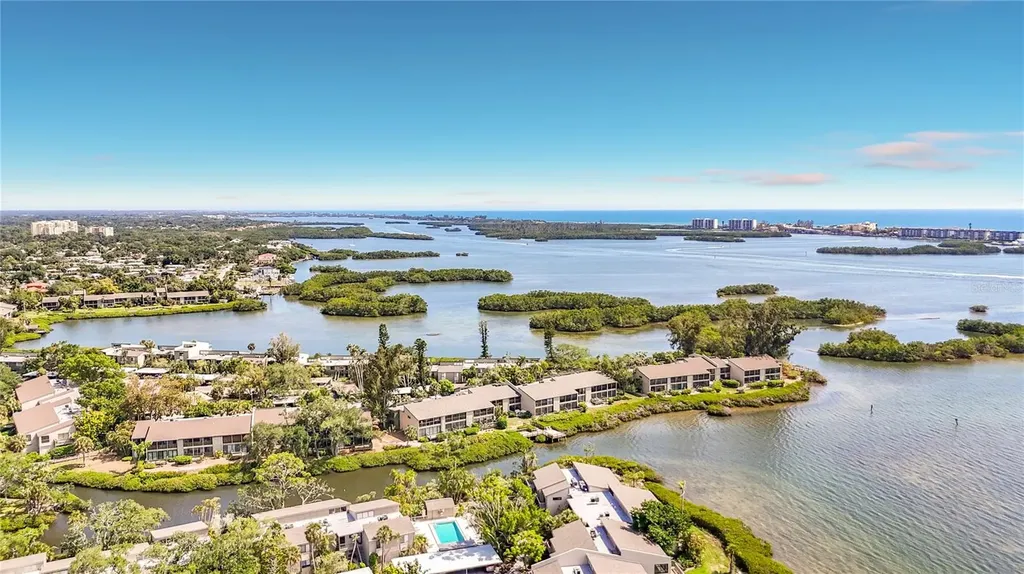 1515 Pelican Point Drive Sarasota FL 34231