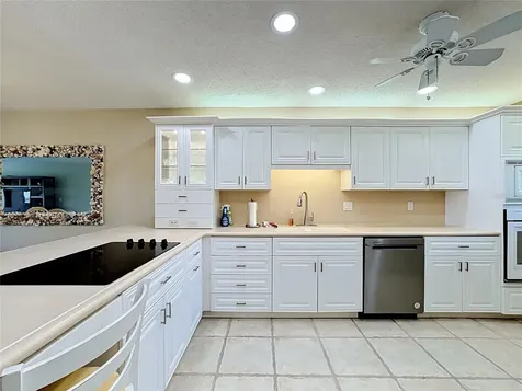 1515 Pelican Point Drive Sarasota FL 34231