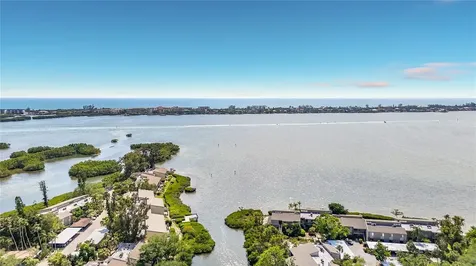 1515 Pelican Point Drive Sarasota FL 34231