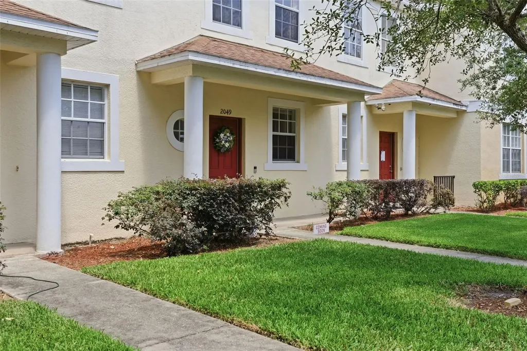 2049 Fiesta Ridge Court Tampa FL 33604