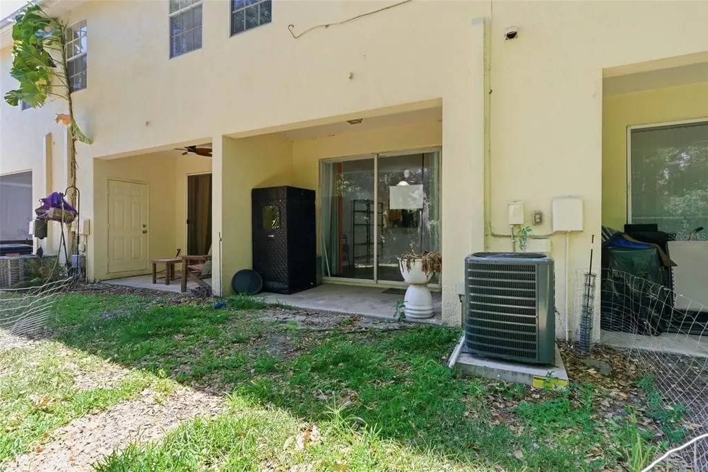 2049 Fiesta Ridge Court Tampa FL 33604
