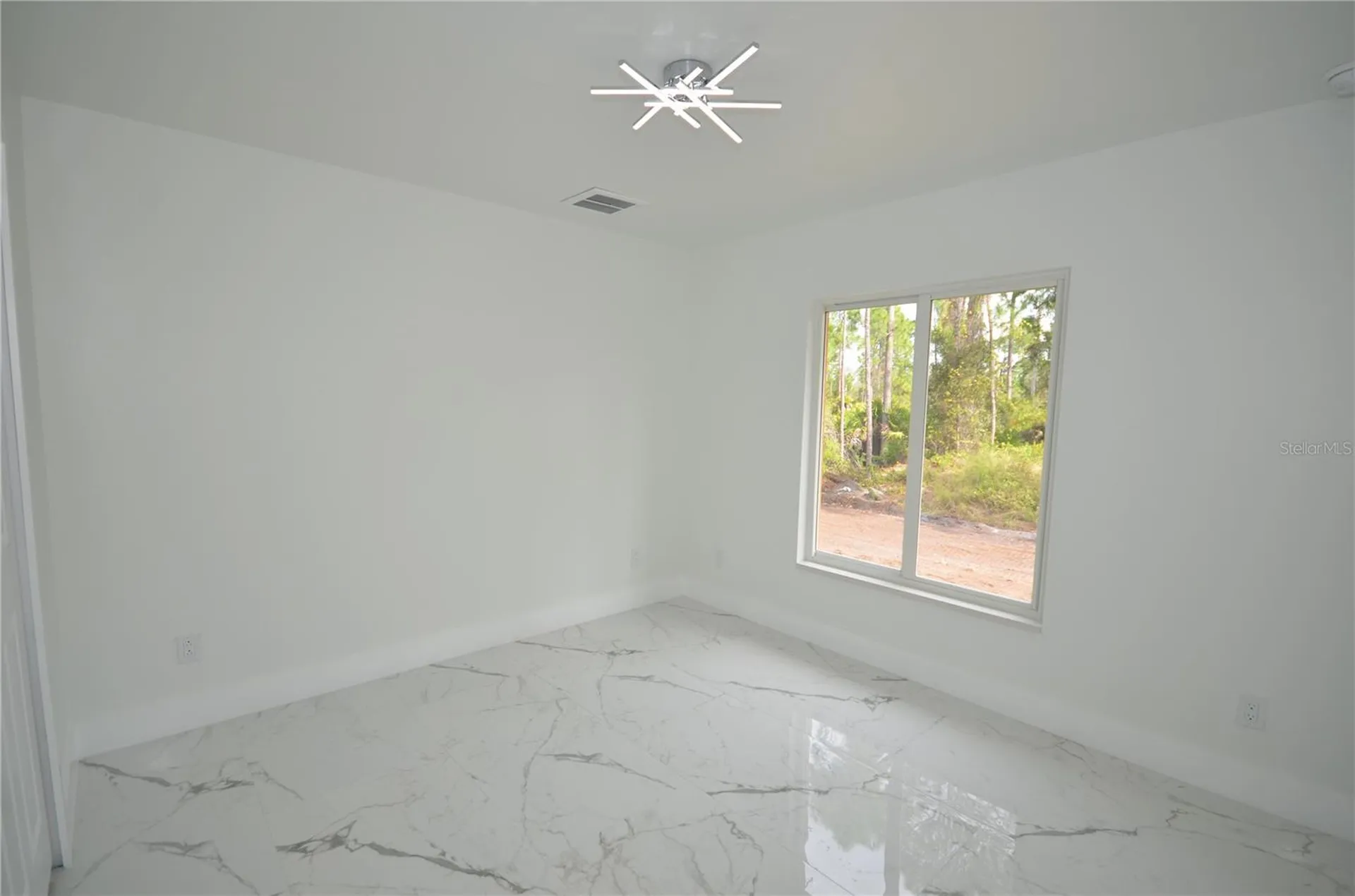 1132 Edelweiss Street E Lehigh Acres FL 33974