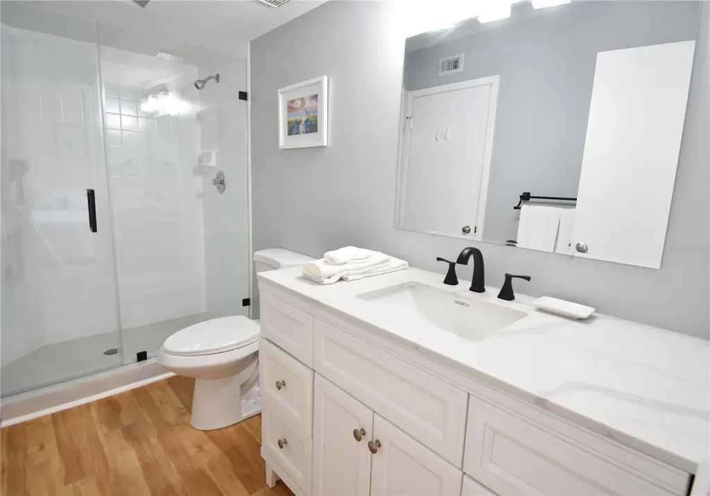 6021 Bahia Del Mar Circle St Petersburg FL 33715