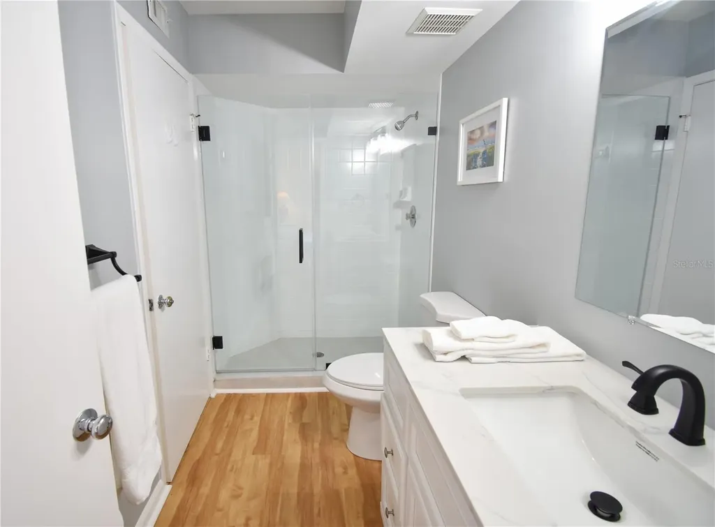 6021 Bahia Del Mar Circle St Petersburg FL 33715