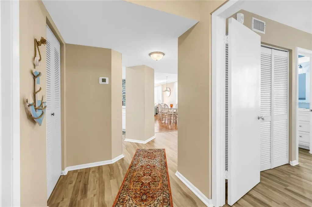 6021 Bahia Del Mar Circle St Petersburg FL 33715