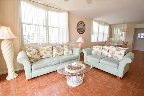 6021 Bahia Del Mar Circle St Petersburg FL 33715