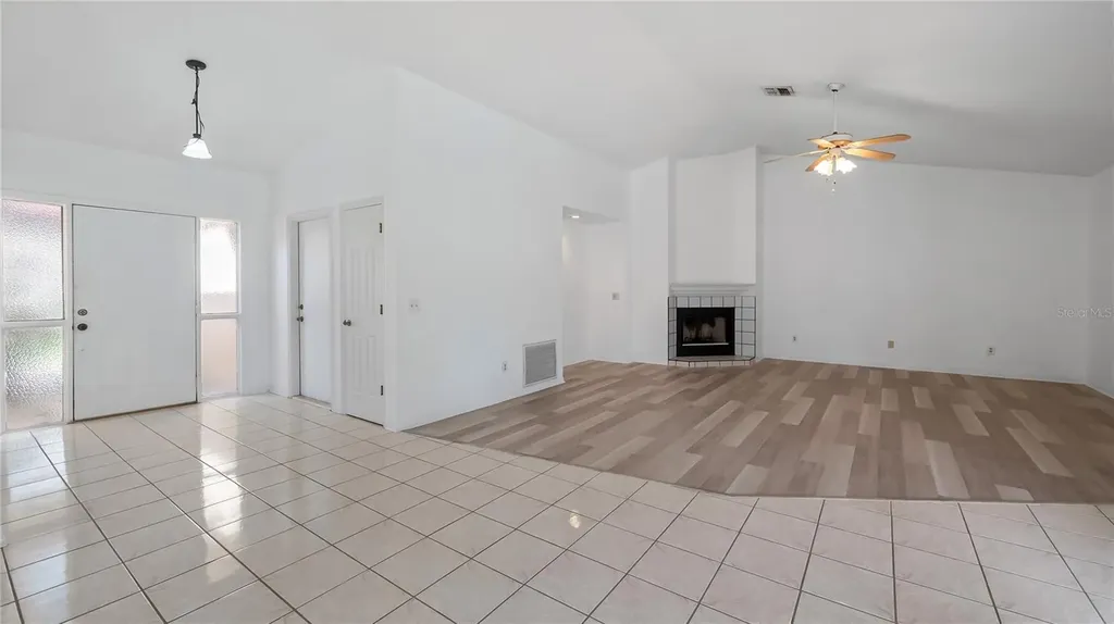 8211 Borgia Court Orlando FL 32836