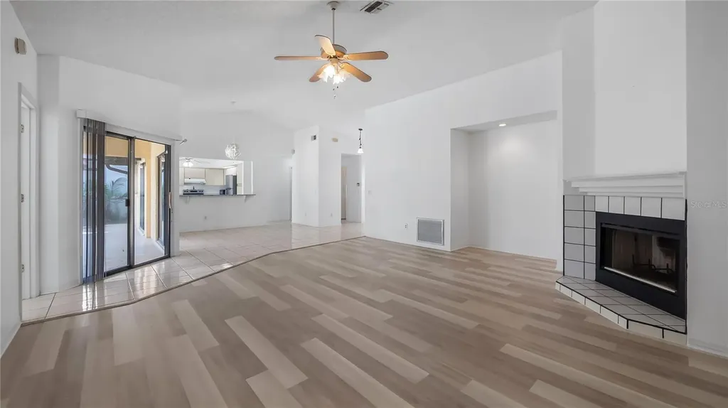 8211 Borgia Court Orlando FL 32836
