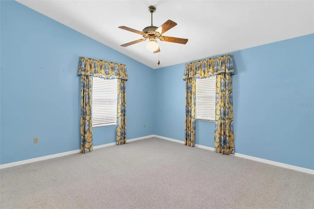 1 Bonaire Place Umatilla FL 32784