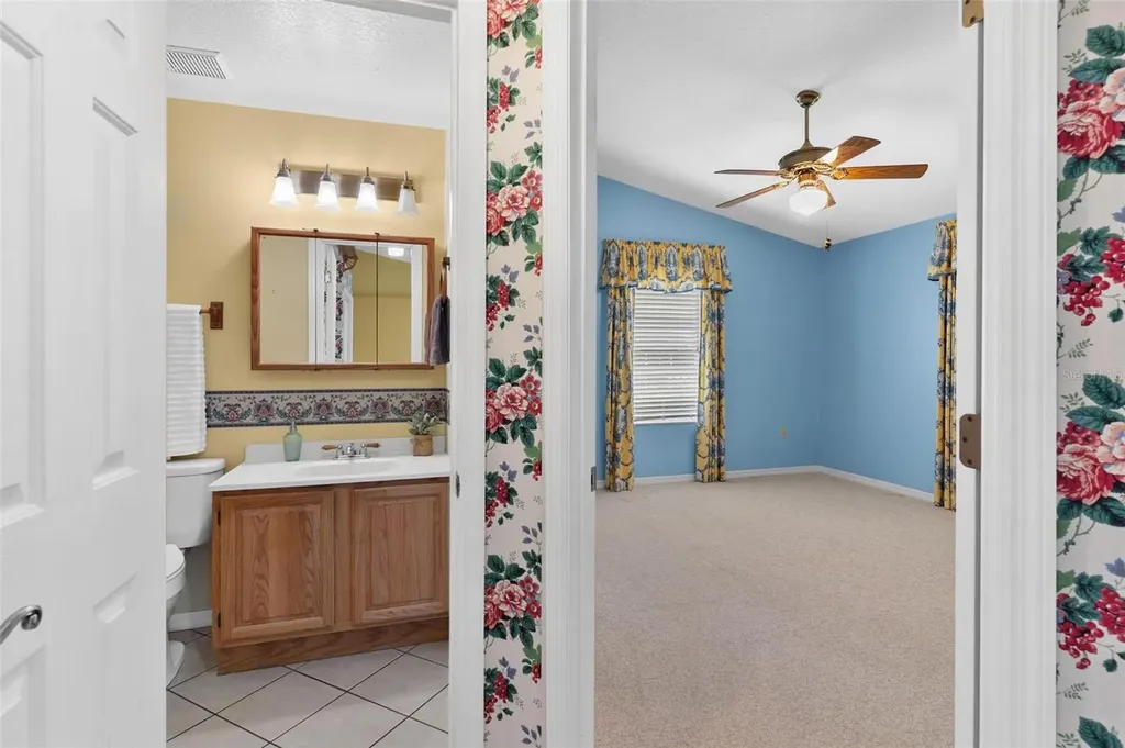 1 Bonaire Place Umatilla FL 32784