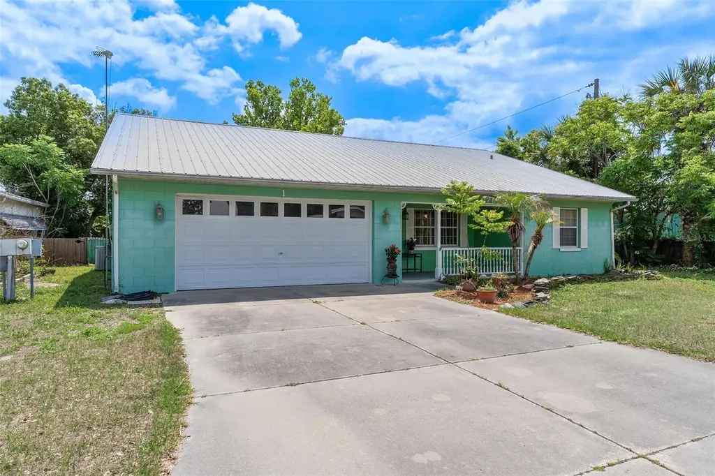 1 Bonaire Place Umatilla FL 32784
