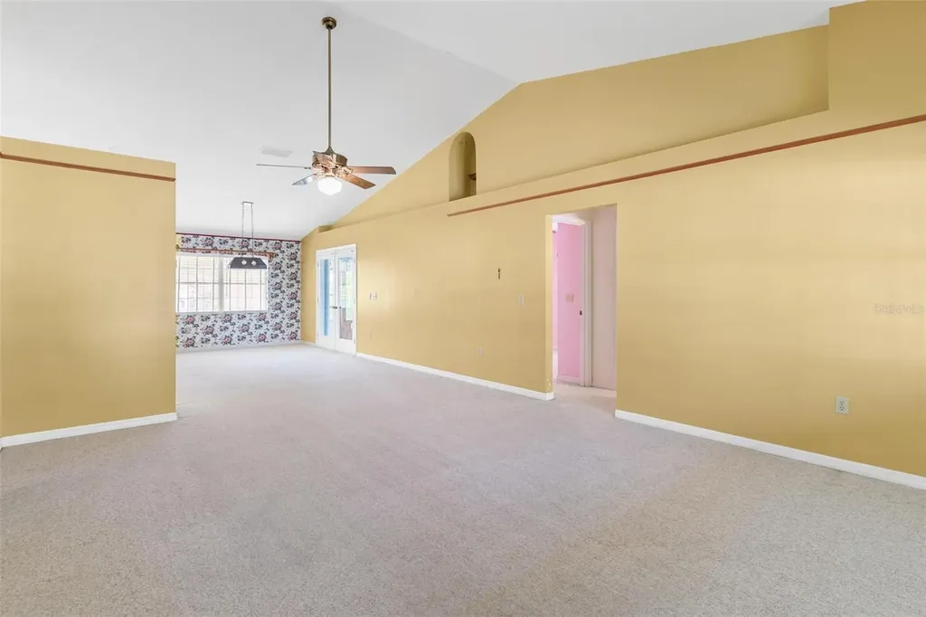 1 Bonaire Place Umatilla FL 32784