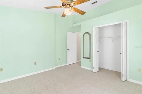 1 Bonaire Place Umatilla FL 32784