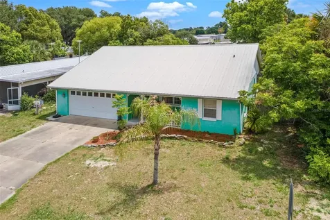 1 Bonaire Place Umatilla FL 32784