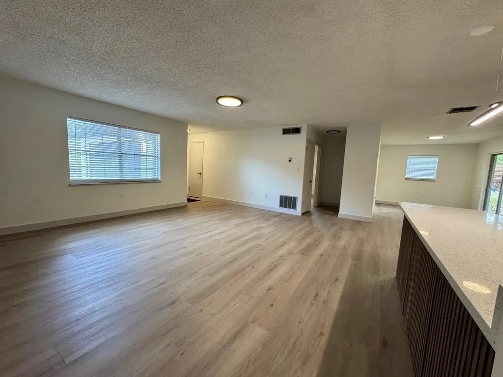 1639 Spring Lake Road Fruitland Park FL 34731