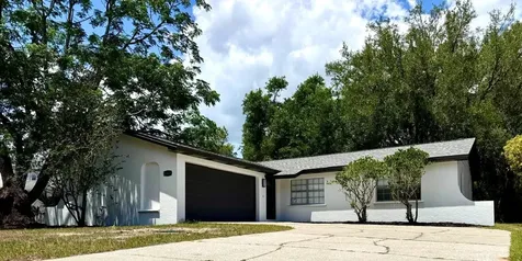 1639 Spring Lake Road Fruitland Park FL 34731