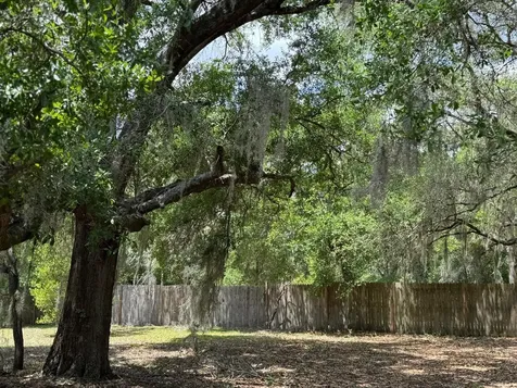 1639 Spring Lake Road Fruitland Park FL 34731