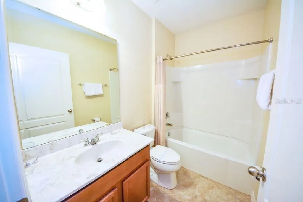 1014 Cypress Pointe Boulevard Davenport FL 33896