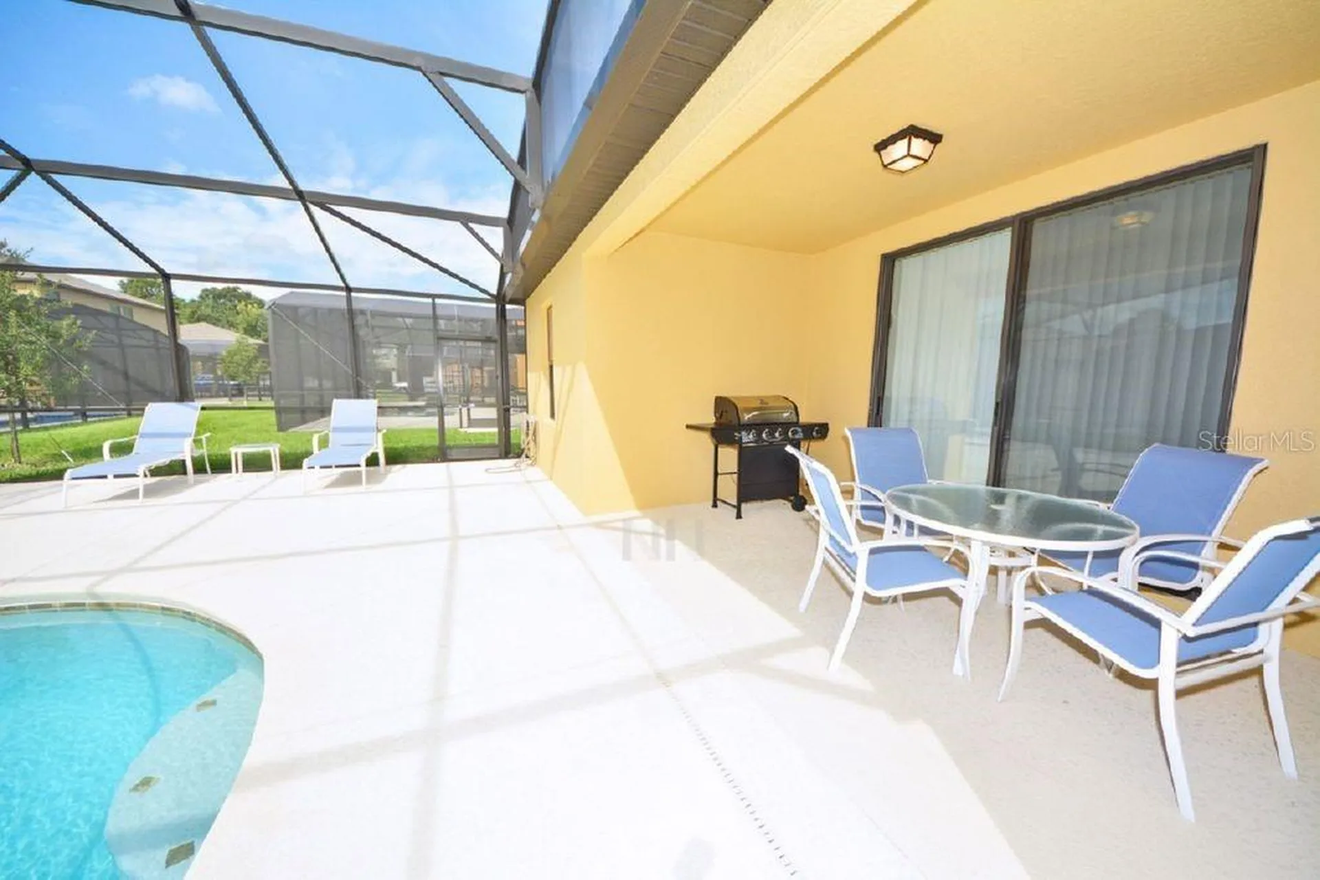 1014 Cypress Pointe Boulevard Davenport FL 33896