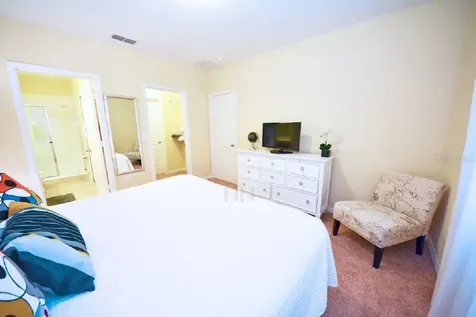 1014 Cypress Pointe Boulevard Davenport FL 33896