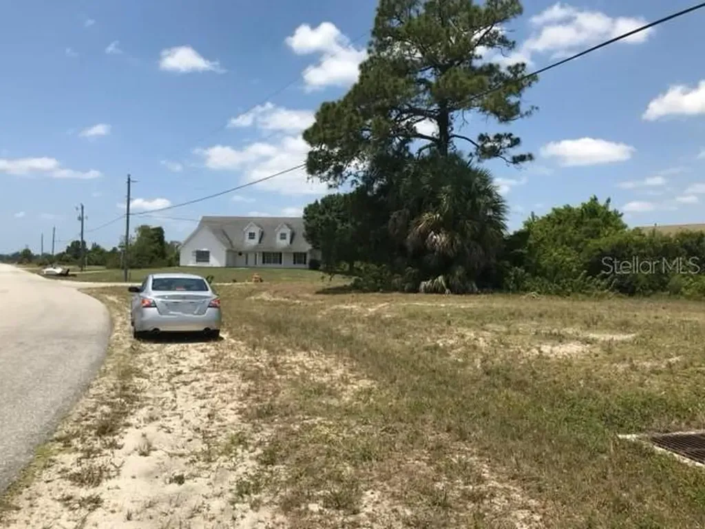 215 SW 9th Place Cape Coral FL 33991