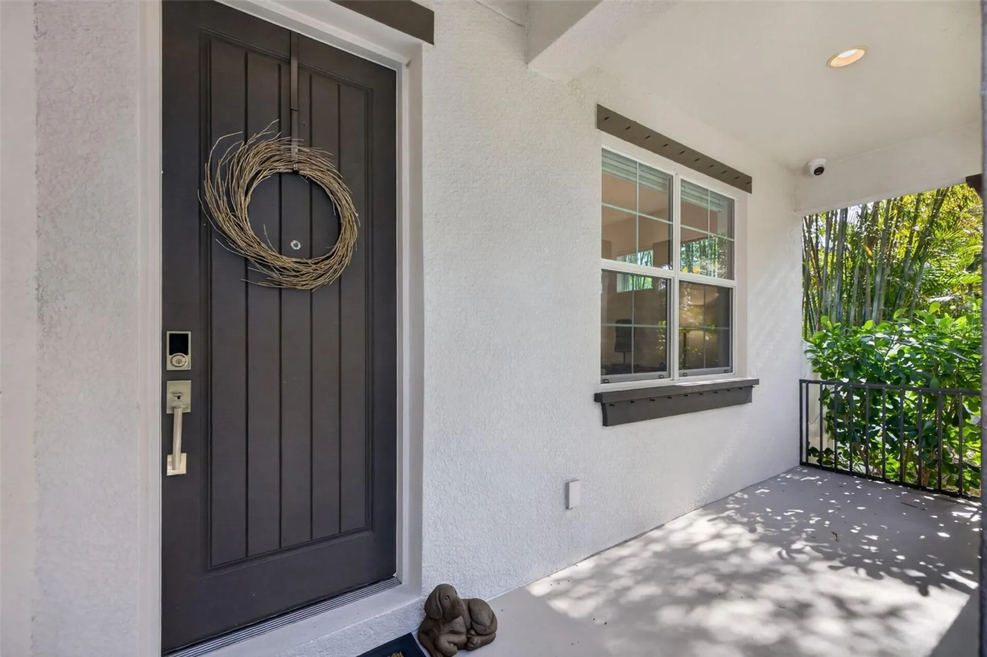 652 10th Avenue S St Petersburg FL 33701