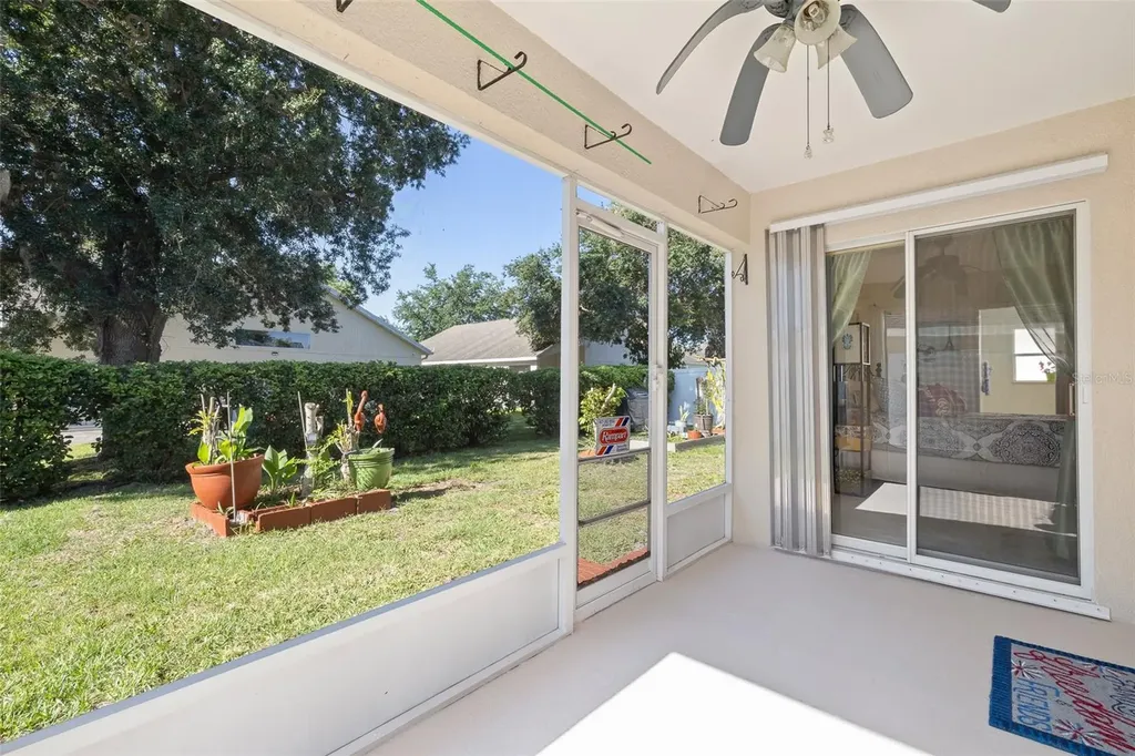 2752 Barclay Lane Kissimmee FL 34743