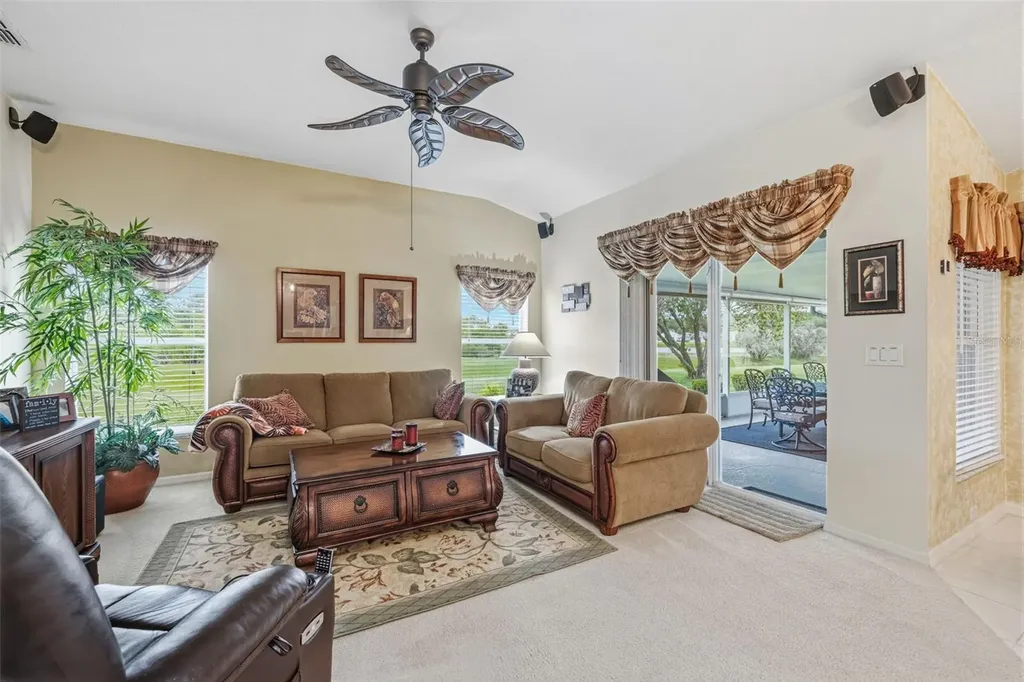 10334 Collar Drive San Antonio FL 33576
