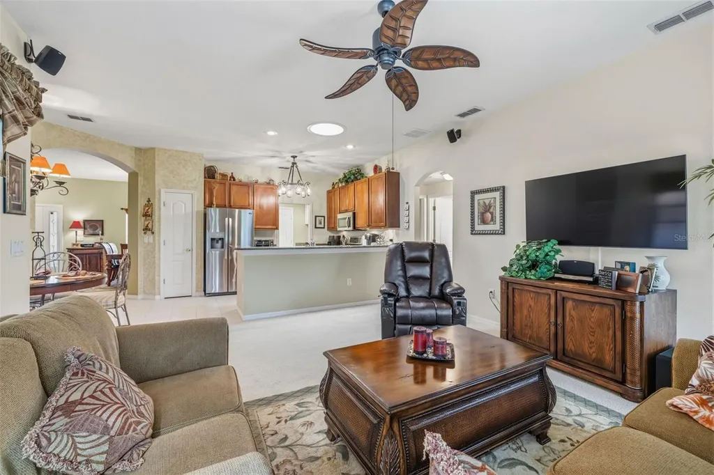 10334 Collar Drive San Antonio FL 33576