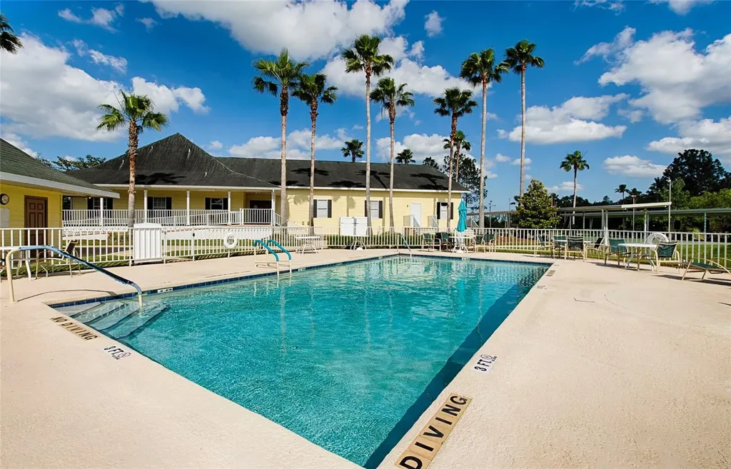 10334 Collar Drive San Antonio FL 33576