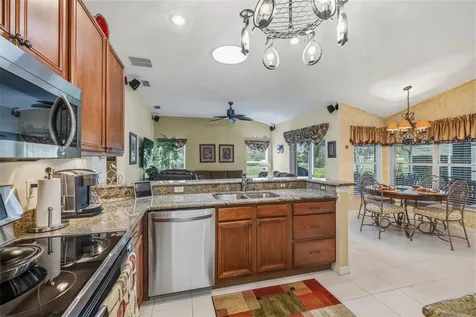 10334 Collar Drive San Antonio FL 33576