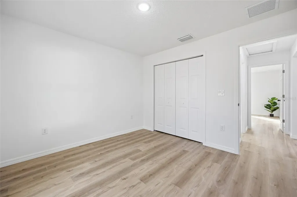 8282 N Pitcairn Way Citrus Springs FL 34434