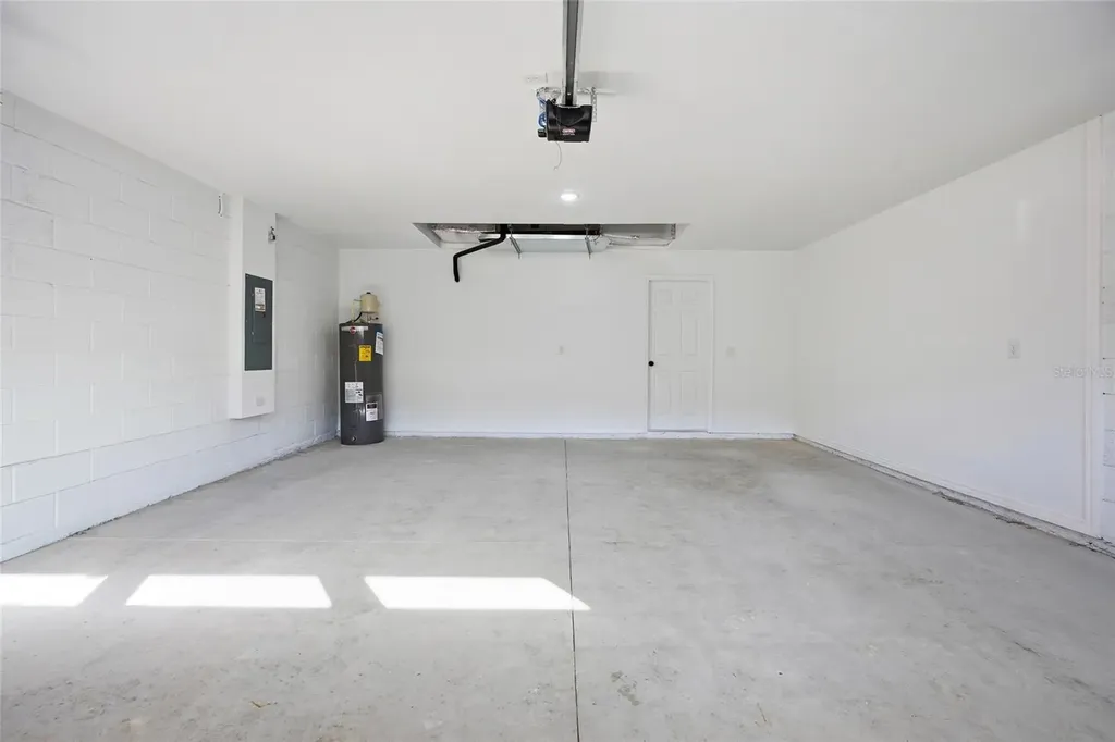 8282 N Pitcairn Way Citrus Springs FL 34434