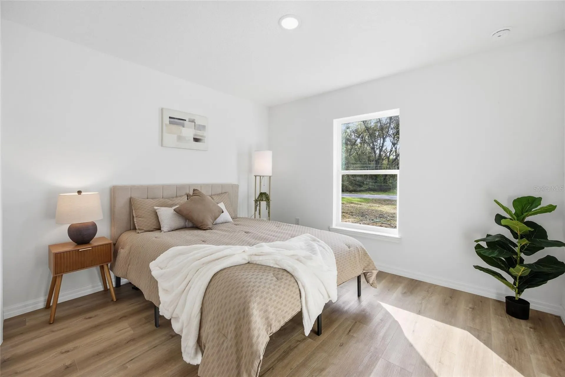 8282 N Pitcairn Way Citrus Springs FL 34434