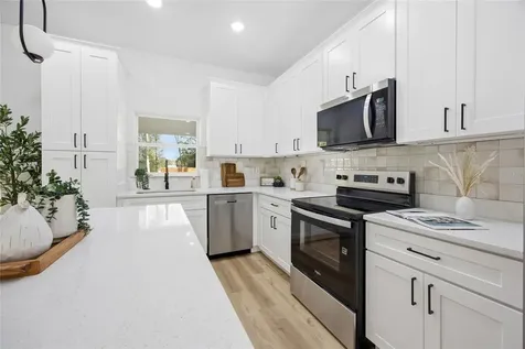 8282 N Pitcairn Way Citrus Springs FL 34434