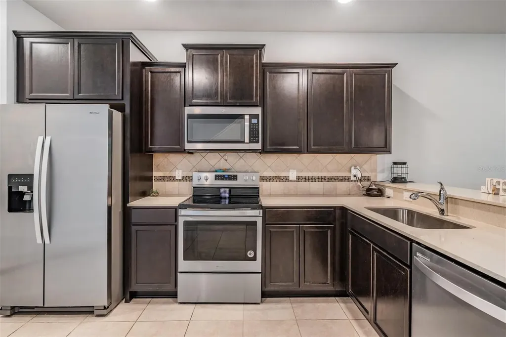 5192 Sylvester Loop Tampa FL 33610