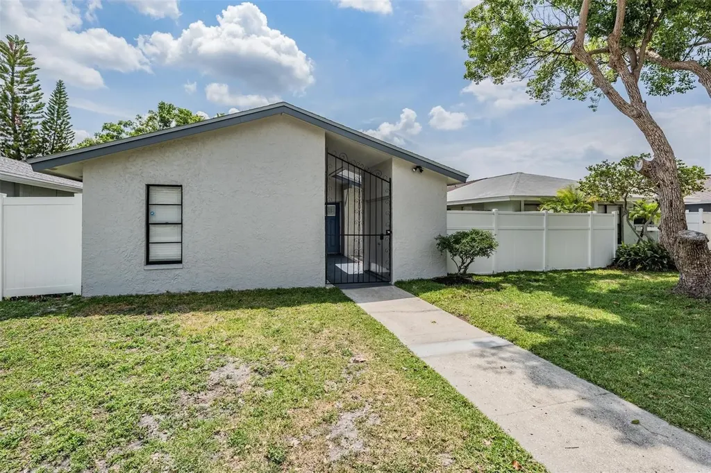 11005 Underwood Place Tampa FL 33624