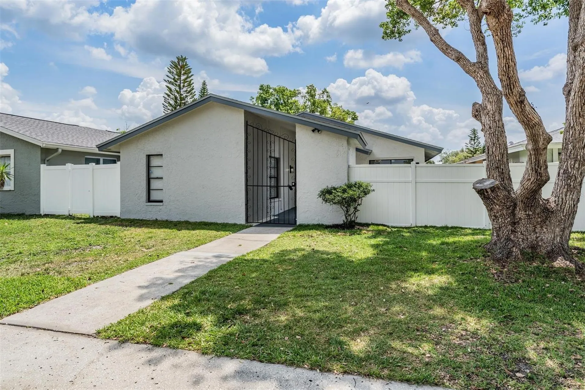 11005 Underwood Place Tampa FL 33624