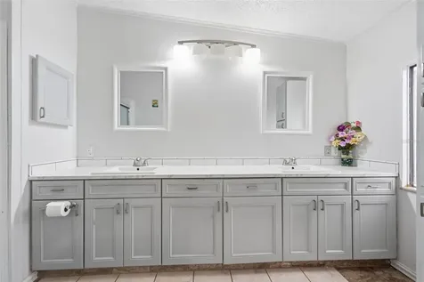 5027 Forest Crest Drive Lakeland FL 33810