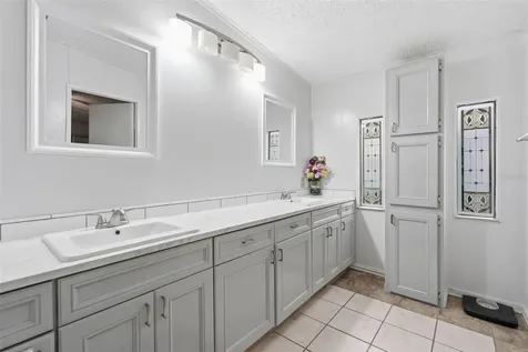 5027 Forest Crest Drive Lakeland FL 33810