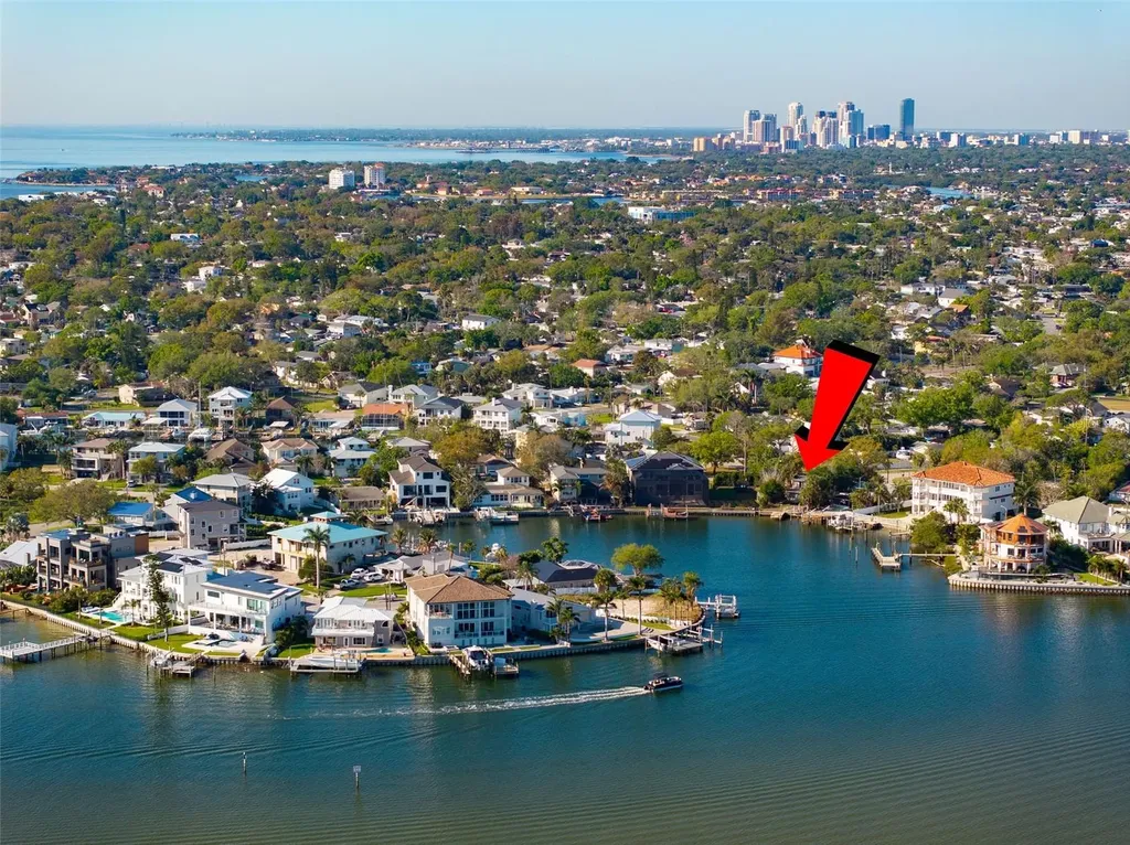 1859 Bayou Grande Boulevard NE St Petersburg FL 33703