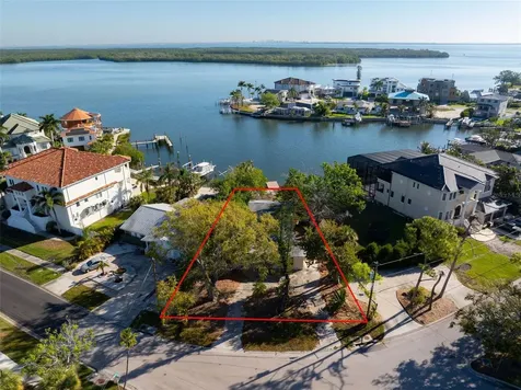 1859 Bayou Grande Boulevard NE St Petersburg FL 33703