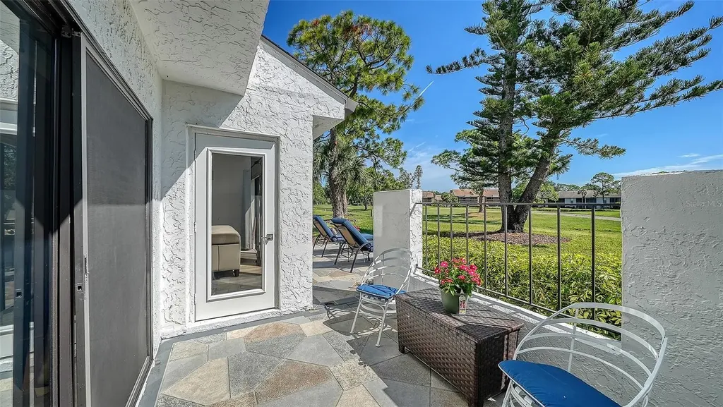 3131 Heatherwood Lane Sarasota FL 34235