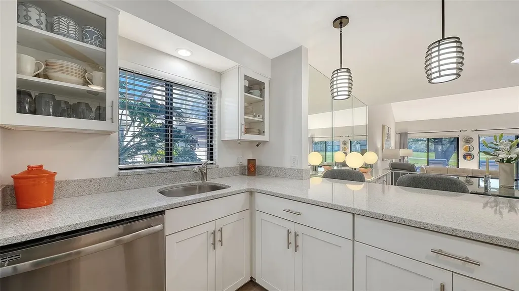 3131 Heatherwood Lane Sarasota FL 34235