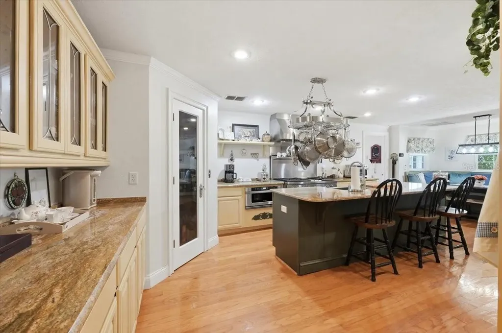 2910 Fritzke Road Dover FL 33527